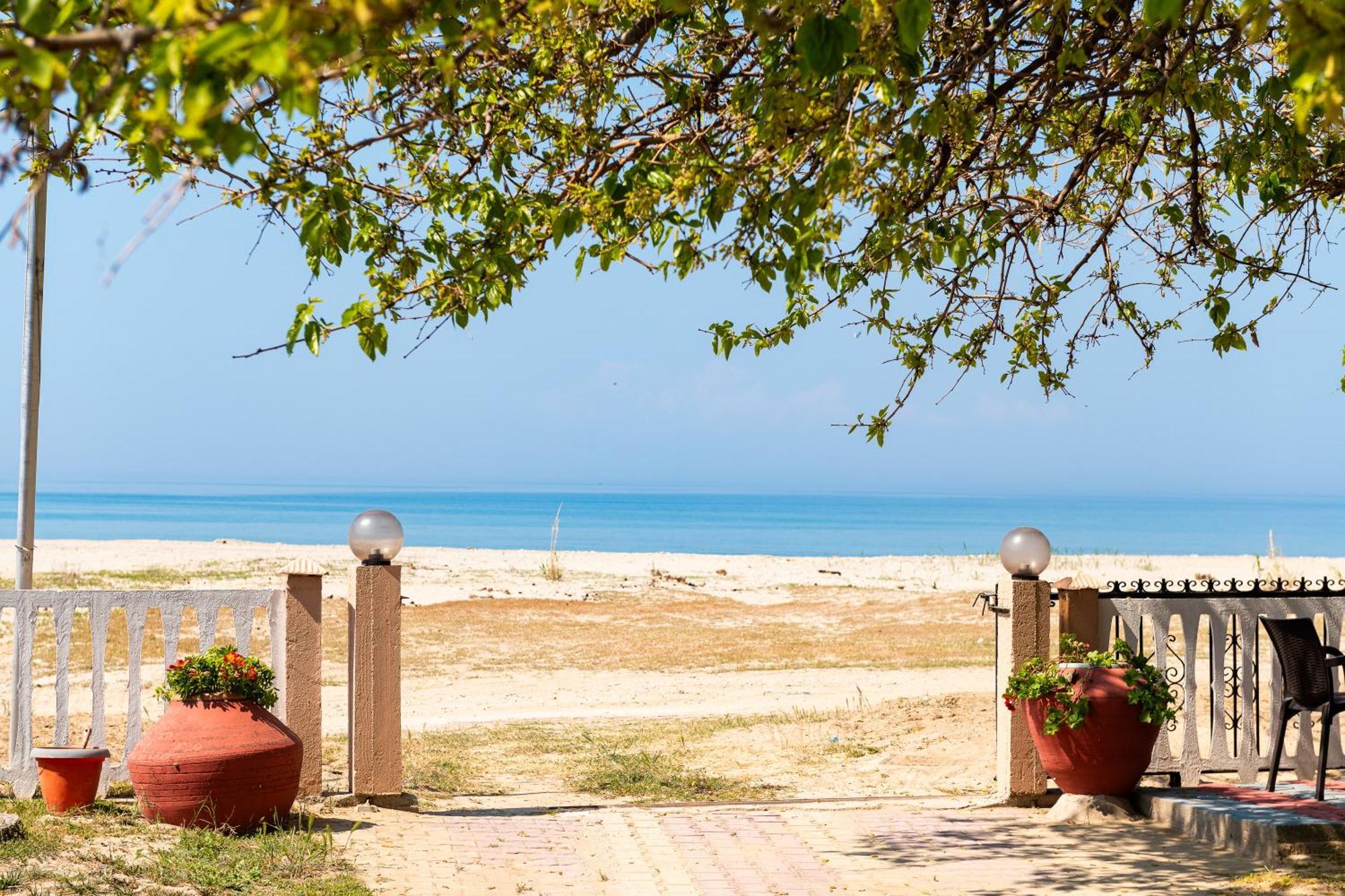 Opalium Beach Front Suites Potos Dış mekan fotoğraf