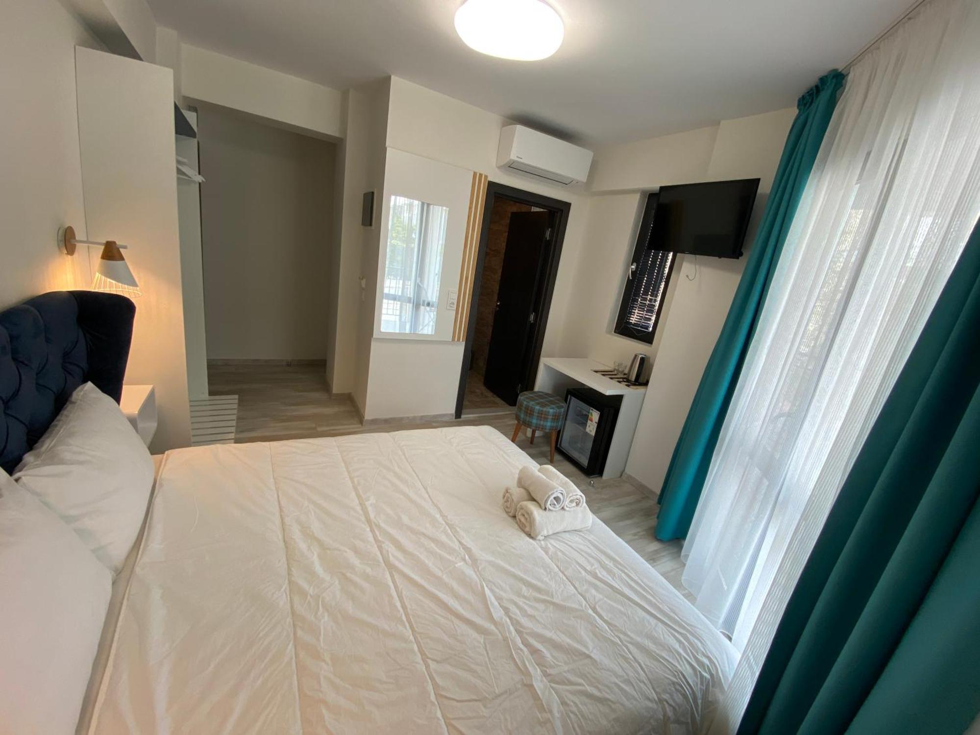 Opalium Beach Front Suites Potos Dış mekan fotoğraf