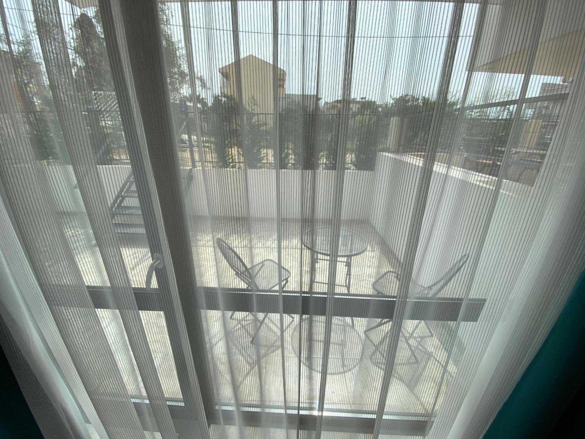 Opalium Beach Front Suites Potos Dış mekan fotoğraf