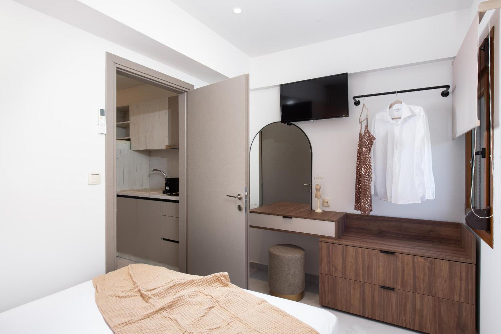 Opalium Beach Front Suites Potos Dış mekan fotoğraf