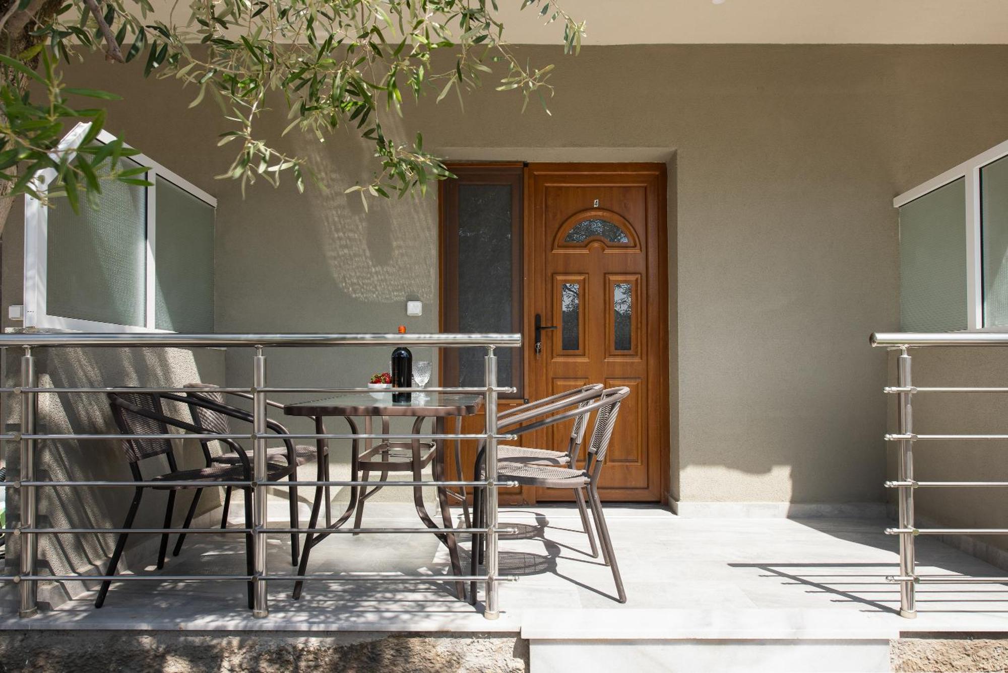 Opalium Beach Front Suites Potos Dış mekan fotoğraf
